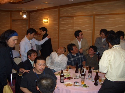 一次会の段階で既にイッテます
