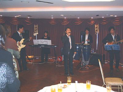24年ぶりに再結成した「エッグプラント」
