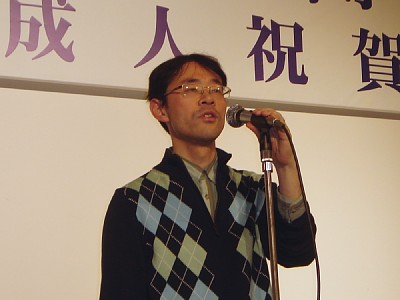 福岡支部から駆けつけてくれた2回生塚本勇さん、支部への参加が呼びかけられました。