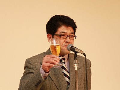 岡田同窓会長